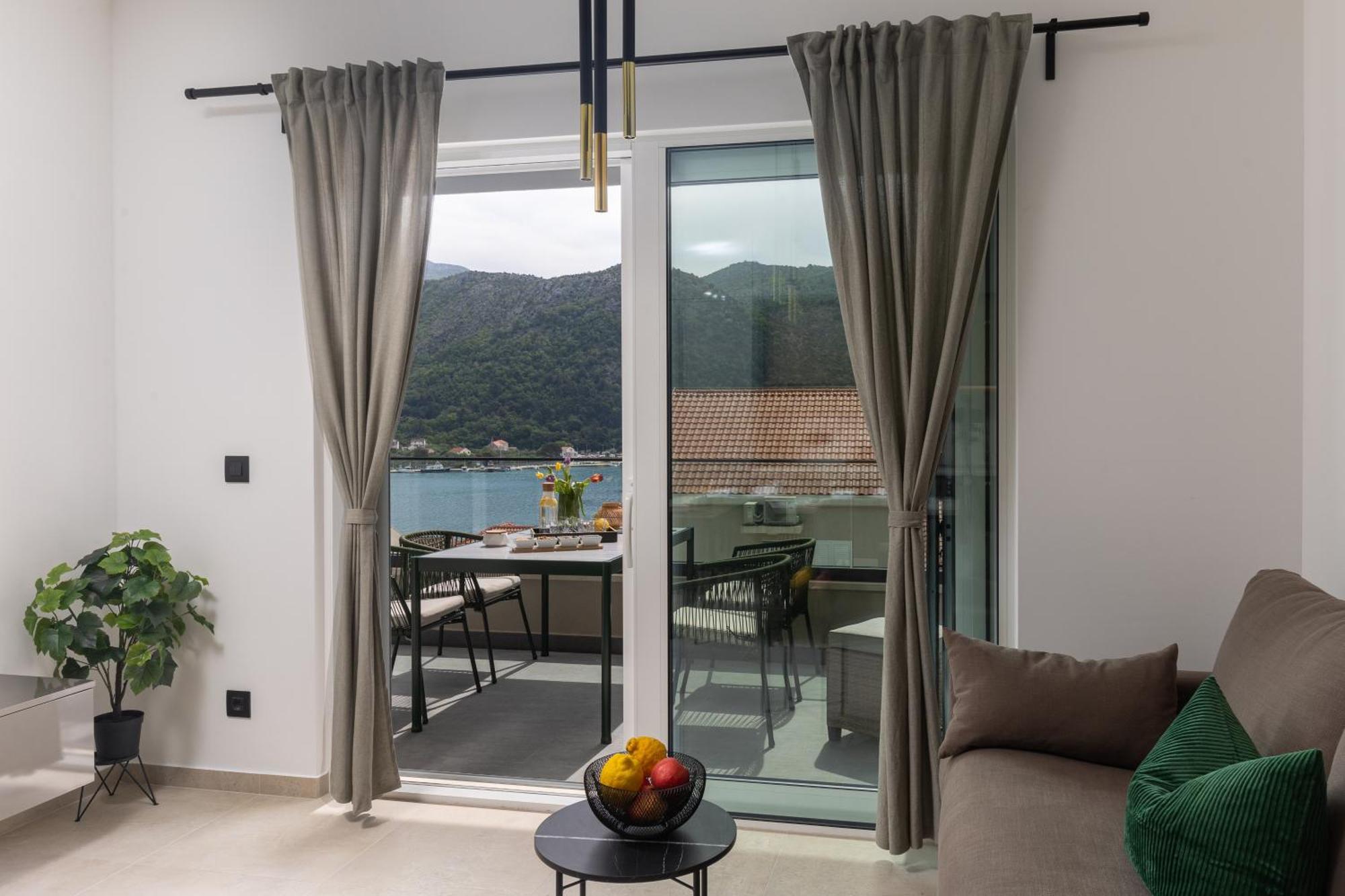 Luxury Apartments Blue Moon - New Apartments Слано Екстер'єр фото